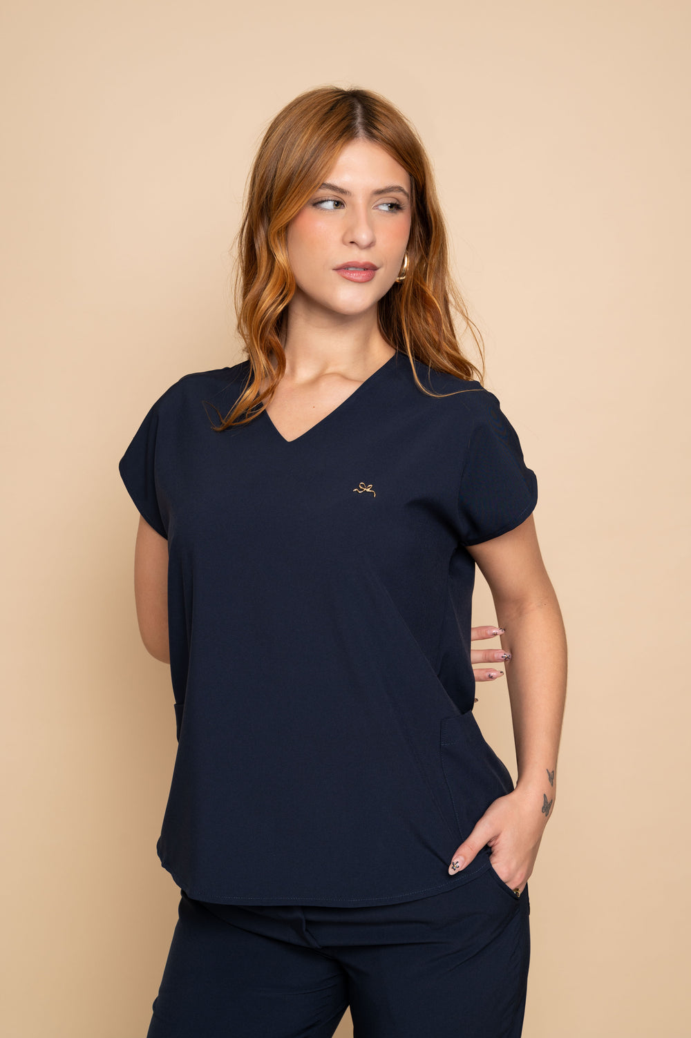 Conjunto de Uniforme Médico Performance Monise Azul Marino para Mujer