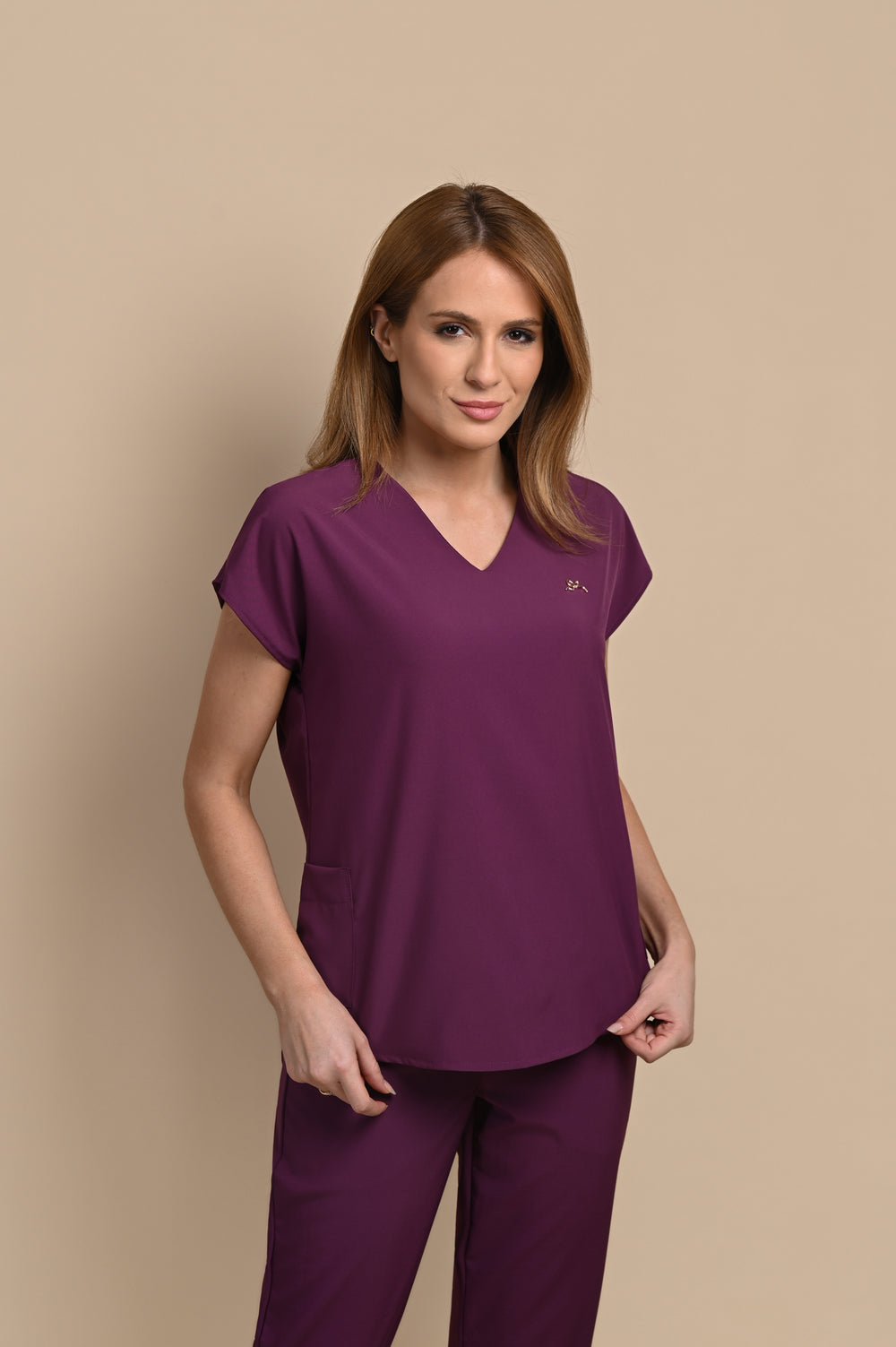 Conjunto de Uniforme Médico Performance Monise Morado para Mujer